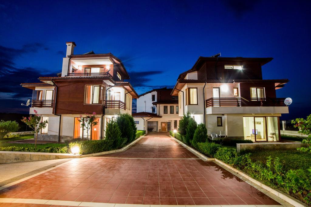 Villas In Complex Trakiyskiy Bryag Lozenets Extérieur photo